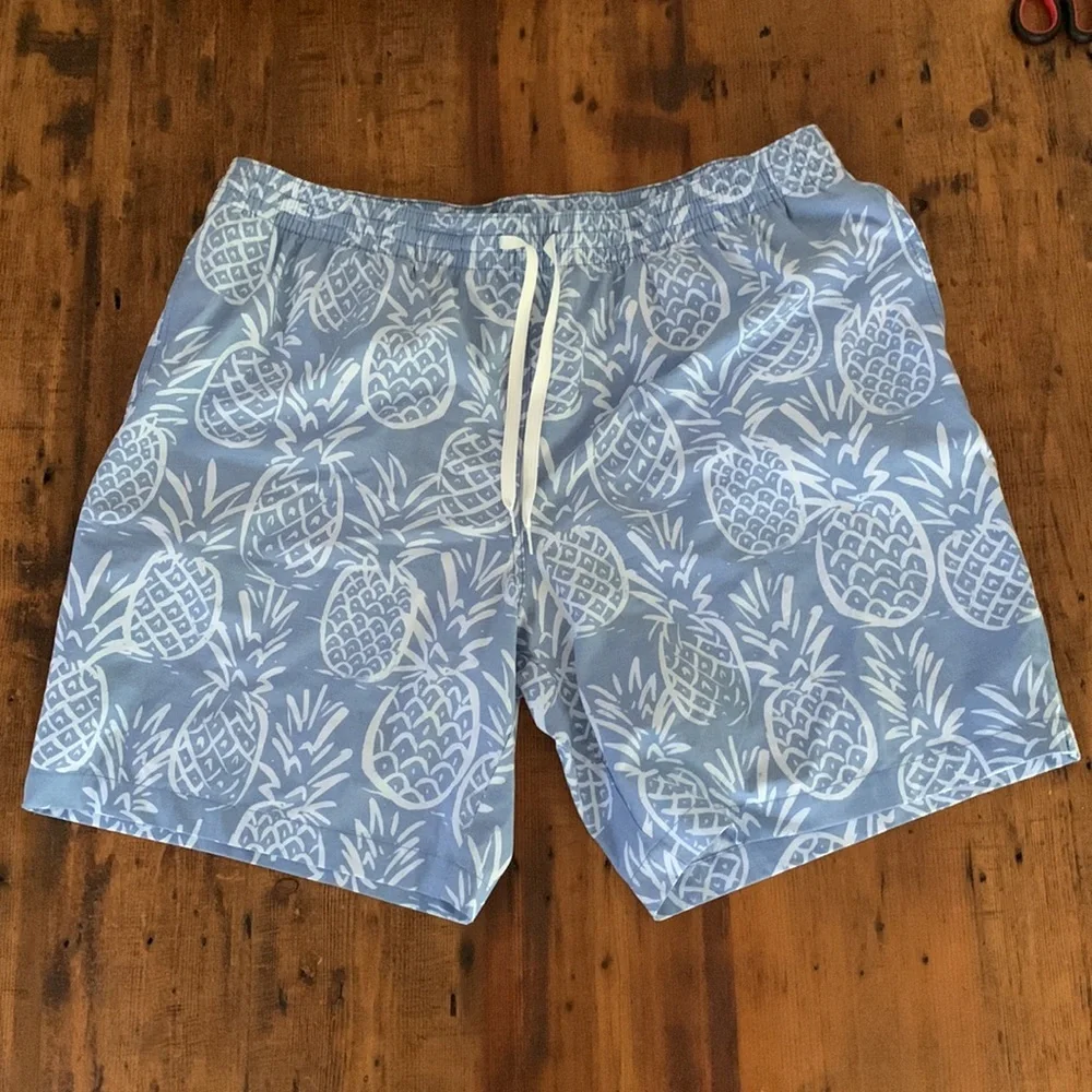 Chubbies NWOT Thigh Naples Pineapple Blue White Swim Trunks 7 in Inseam Sz XXL